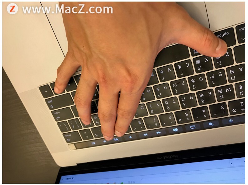 [MacBook Pro小技巧] 从Touch Bar如何快速进入特定功能的系统偏好设置？”