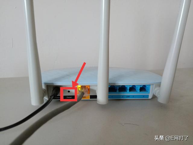 无线路由器登陆密码忘记了怎么办？”