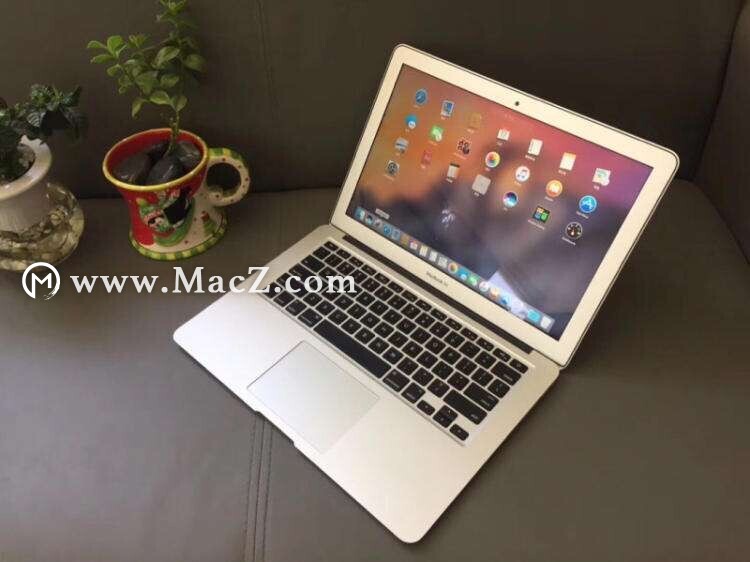 Mac实用技巧 |如何使用Mac系统中自带的预览工具将图片变成黑白色?”