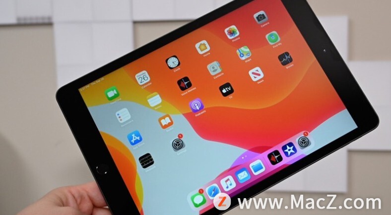 如何将数据和应用程序移至新 iPad？”