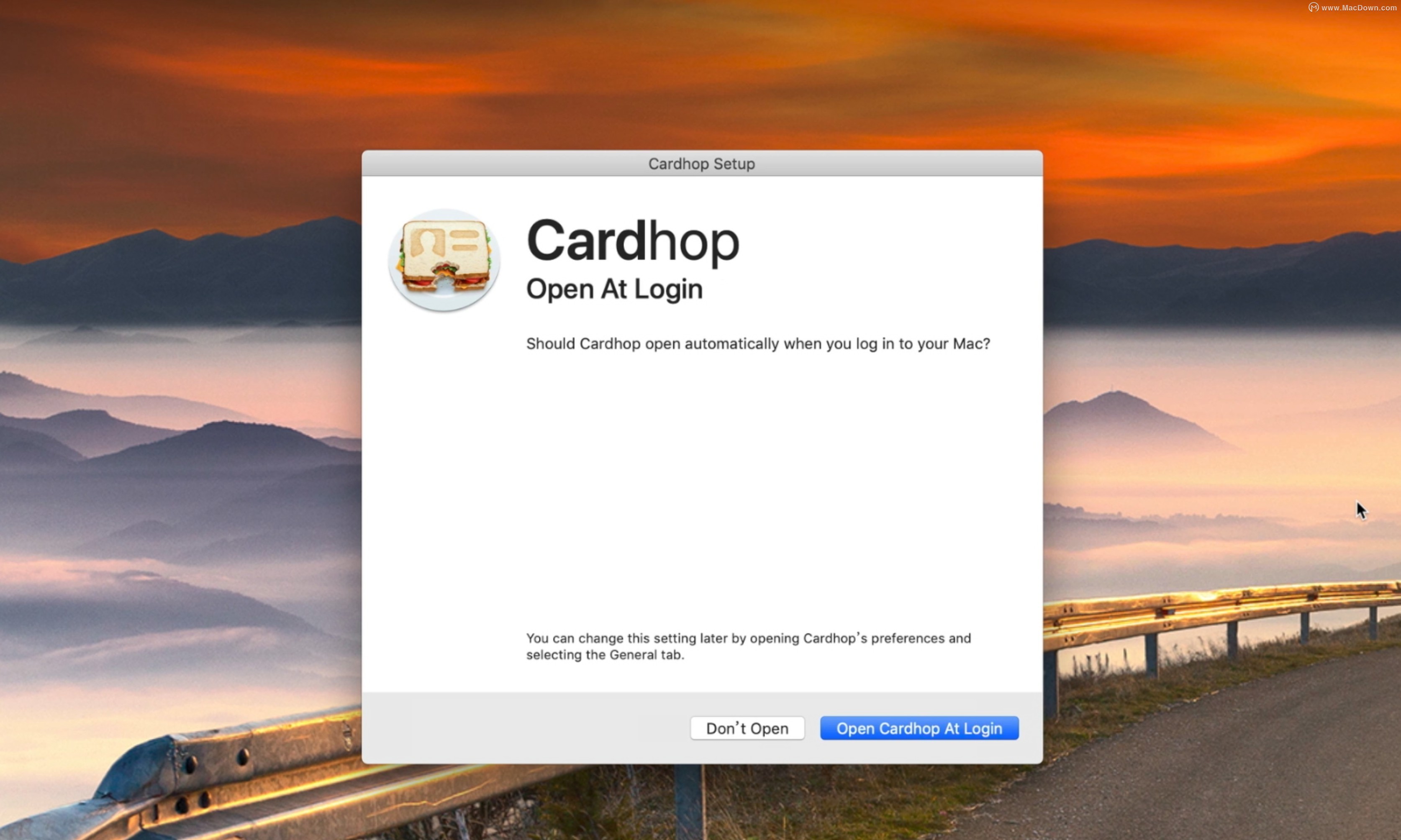 如何将我的联系人添加到cardhop软件？